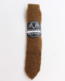 BLACK Sheep ”Hand KnitTie V HARVEST”250908