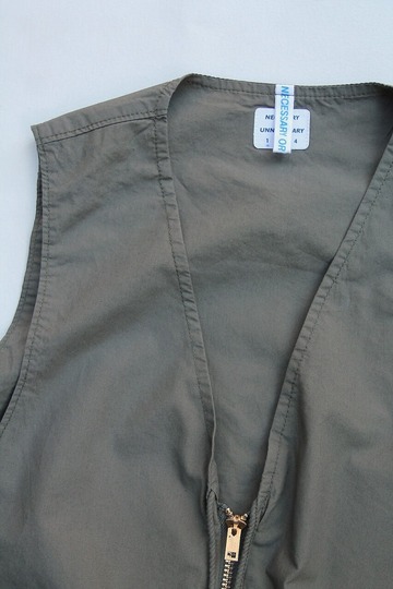 NOUN ”Vest OLIVE”240124 (2)
