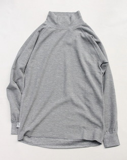 GYMMASTER ”Double Face Turtle Neck MOKU GRAY”251028