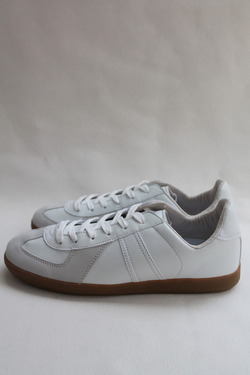 German Trainer WHITE (4)