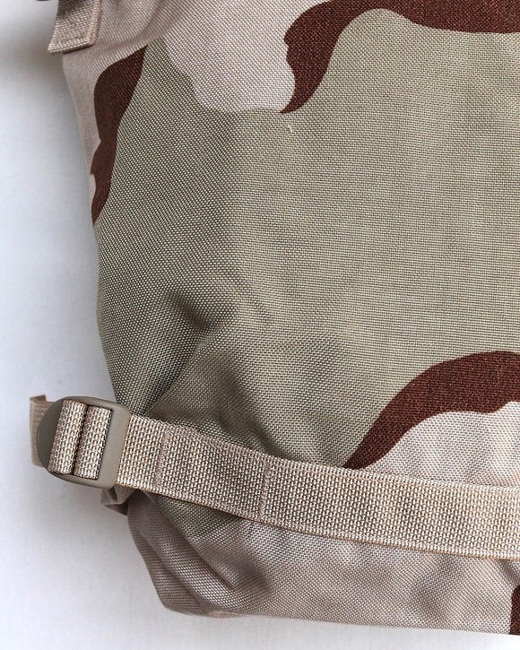 Oddoment ”Molle 2 Radio Pouch D CAMO”250503 (2)