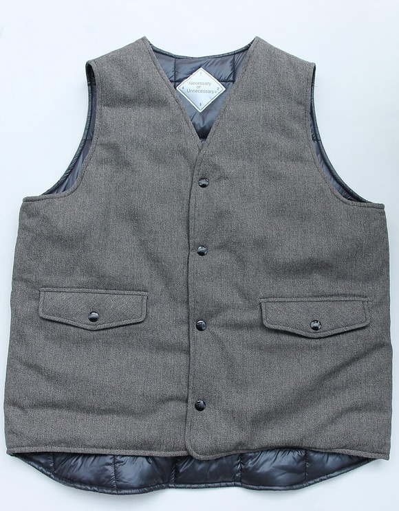 NOUN ”MAIN Vest Solid GRAY”231027