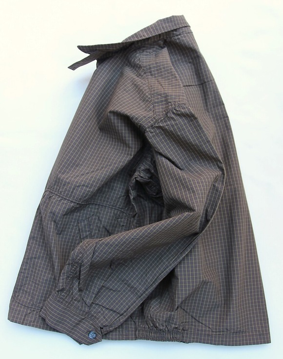 NOUN ”Drizer BROWN CHECK”2401244