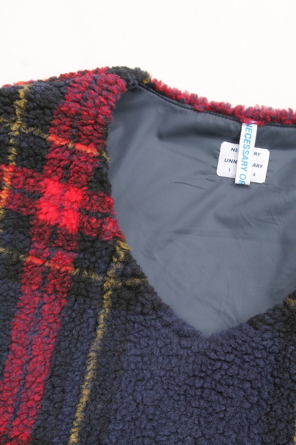 NOUN ”Vest Check RED X NAVY”250127 (2)