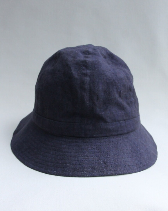 Au Chic Vrai BRITAIN ”Dome Hat Linen INDIGO”  260326 (2)