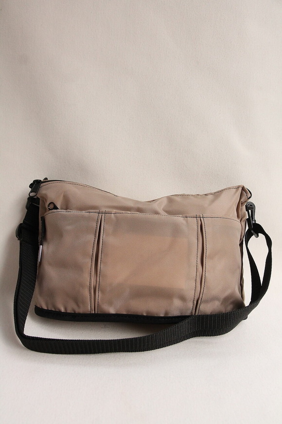 MELO ”R911 Shoulder Bag SAND STONE”