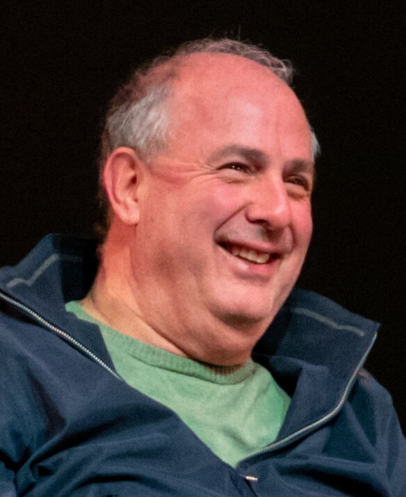  Roger Michell