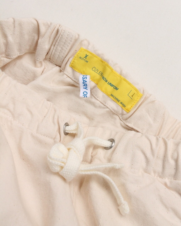 NOUN ”Painter Spindle WHITE”250802 (2)