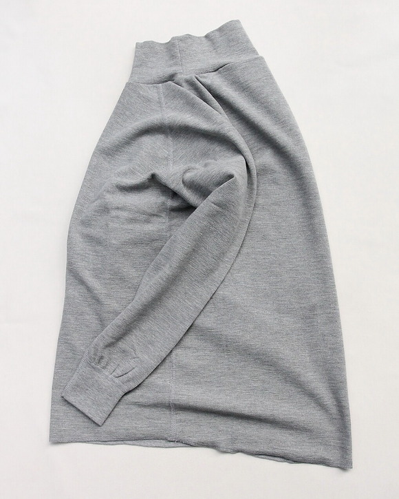 GYMMASTER ”Double Face Turtle Neck MOKU GRAY”251028 (4)