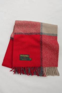 Tweed Mill Knee Rug RED & SLATE (3)