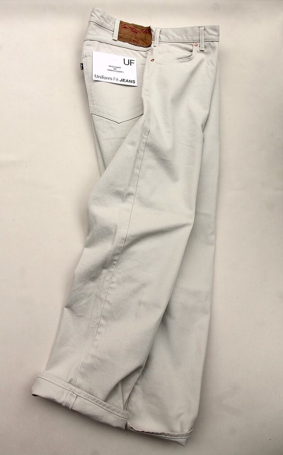 NOUN ”UF WHITE” 2307075