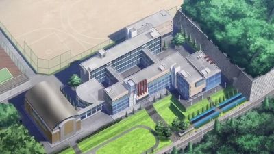 アニメに出てくる学校の外観だけでタイトル当てるスレ Blue Moon