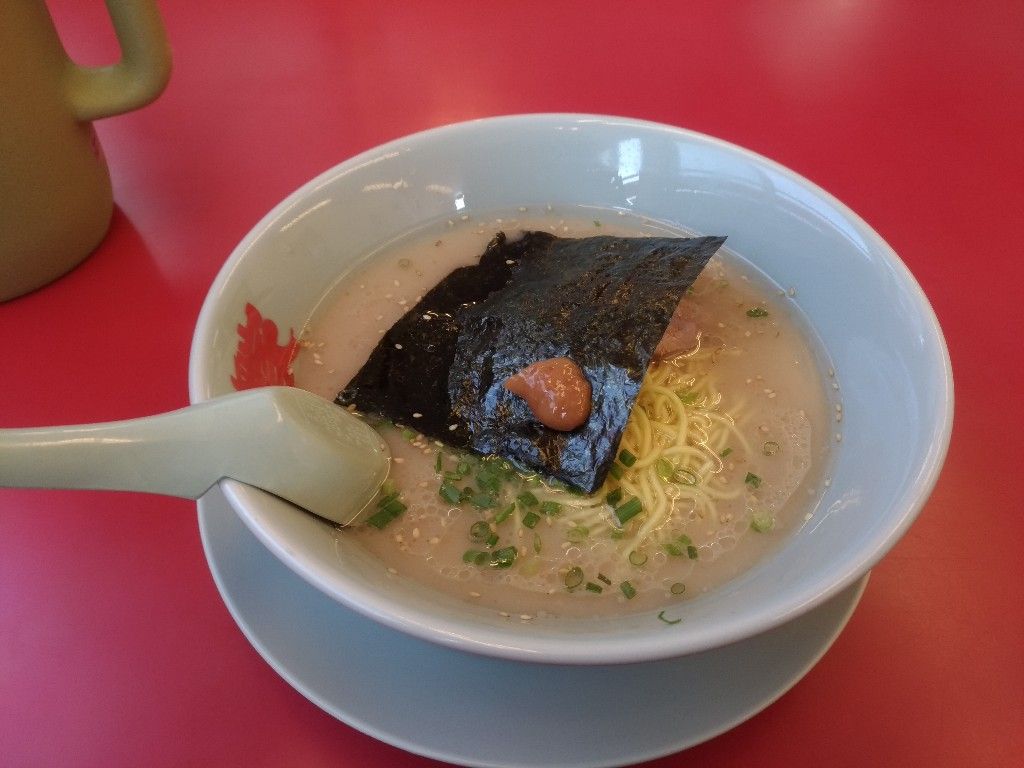家 朝 ラーメン 山岡