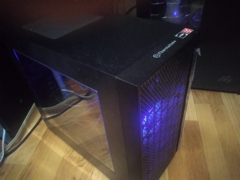 Ryzen2400G組み上がり(斜め)