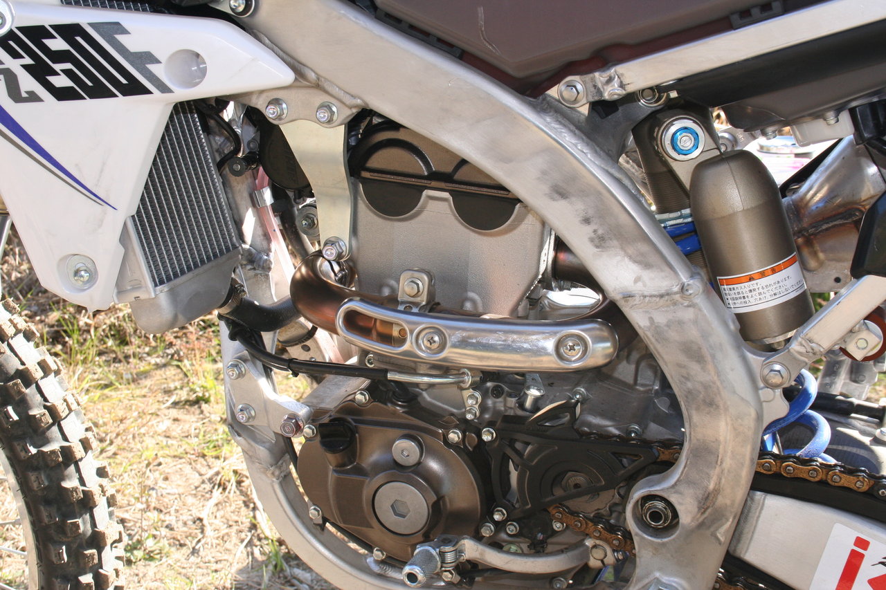 Yamaha WR 250F (2003-04) technical specifications のためにWR 250F