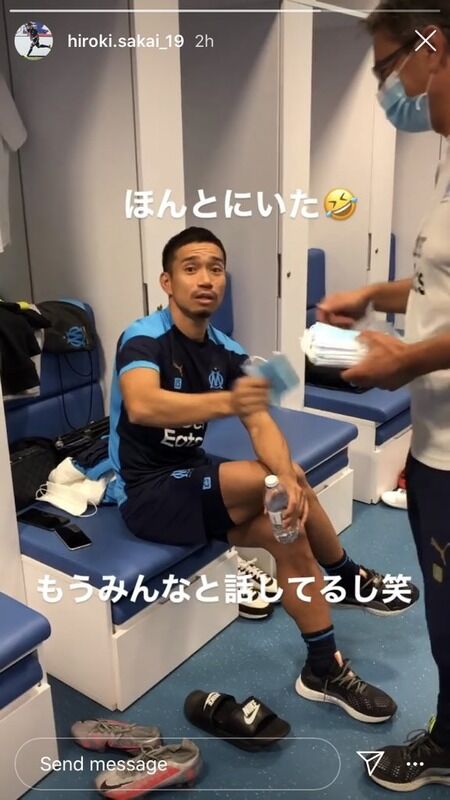 小ネタ 酒井宏樹 初出社のマルセイユで自宅のようにくつろぐ長友佑都に驚愕 普通に話してるし ほぼ久保くんサッカーまとめ 小ネタ 酒井宏樹 初出社のマルセイユで自宅のようにくつろぐ長友佑都に驚愕 普通に話してるし ほぼ久保くんサッカーまとめ