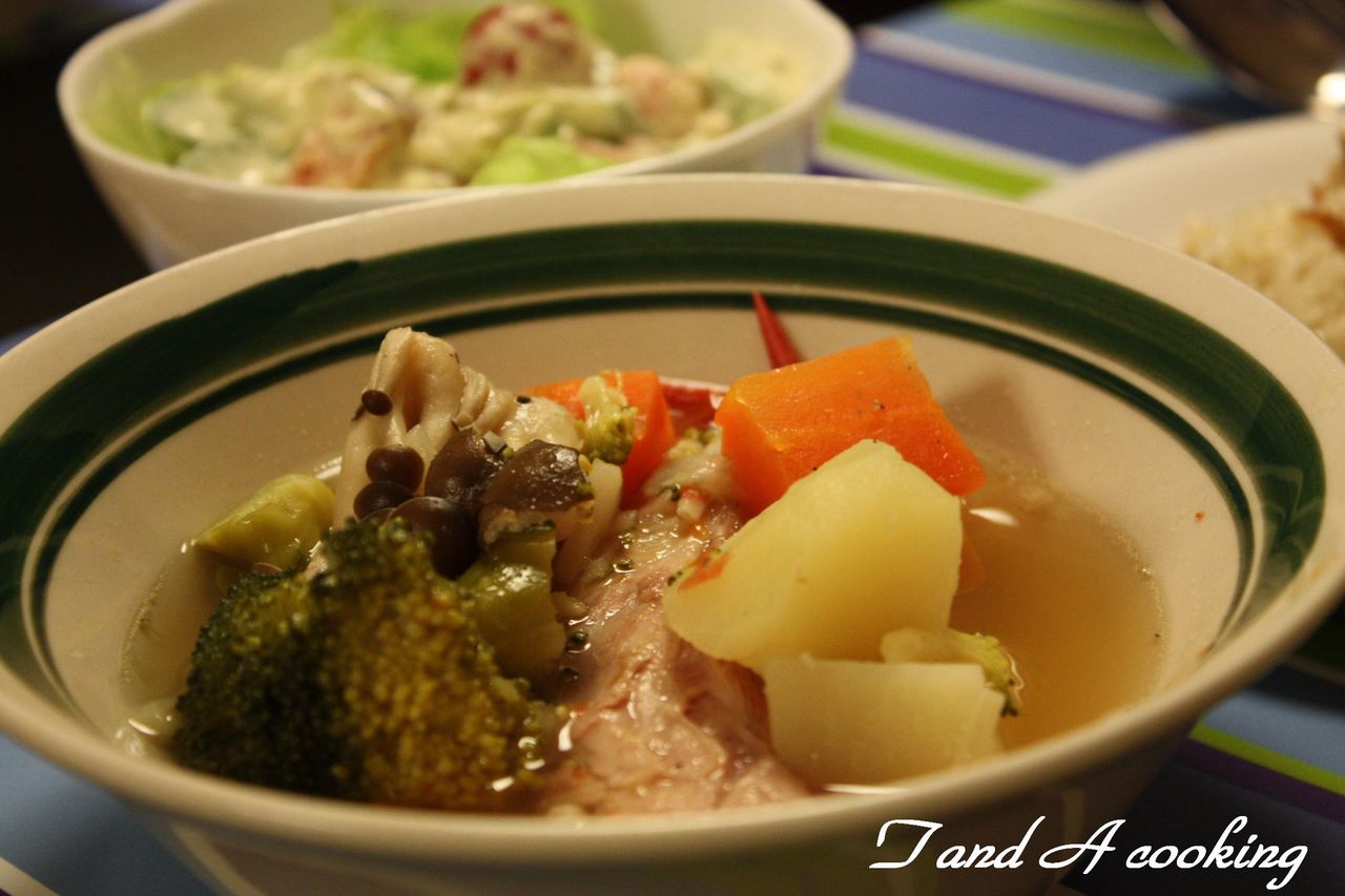 手間とコストと時間をカット 保温調理の鍋でアイスバイン T A Cooking