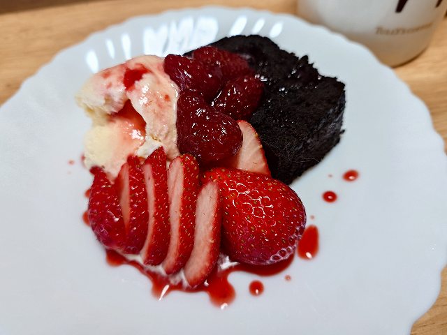 チョコケーキ。香月堂アウトレット 香月堂アウトレット 濃厚チョコのケーキ｜Yahoo!フリマ（旧