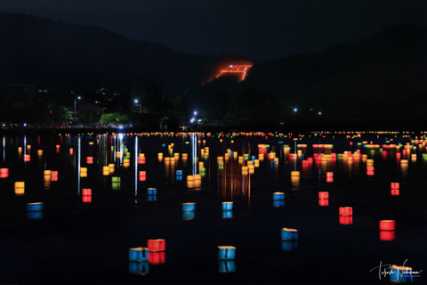 五山送り火の鳥居型と広沢池灯籠流し2