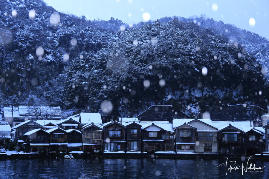 京都府伊根町の伊根の舟屋の雪景色 2月9日分3-1。 : 風景写真家・西川貴之の気まぐれブログ