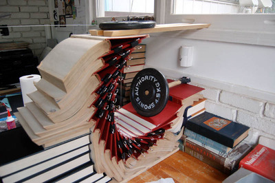 book-art-carving-sculpture-brian-dettmer-18