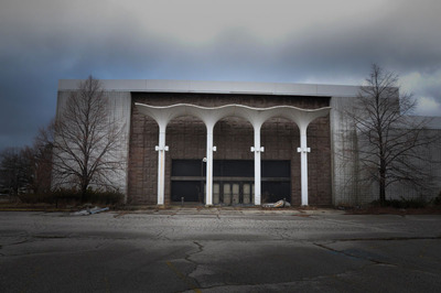 randall-park-mall-abandoned-ohio-by-seph-lawless-15