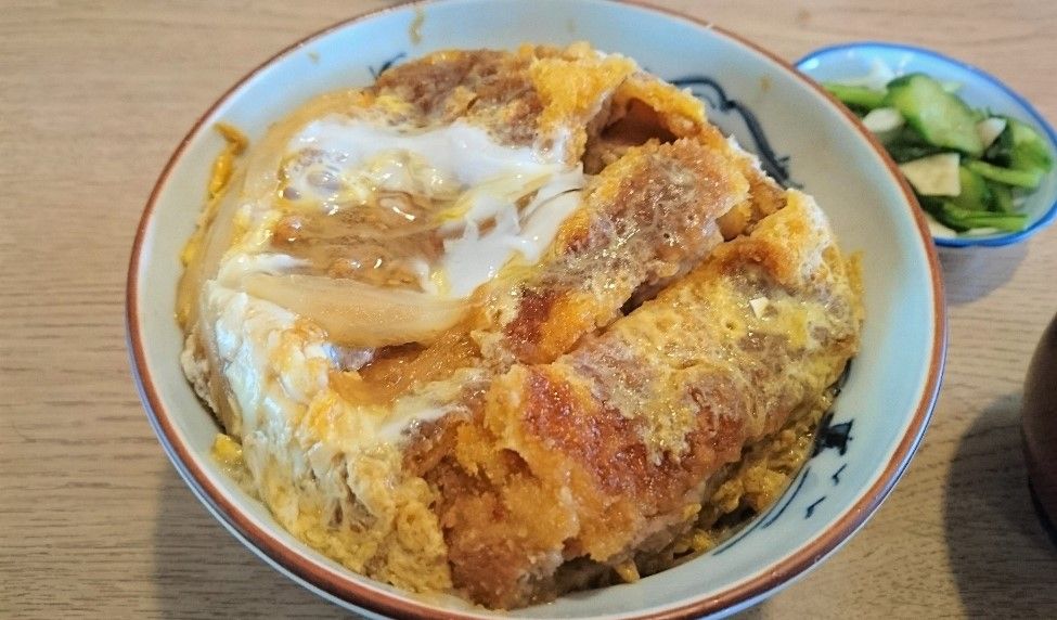 猪苗代町中ノ沢温泉街の裏通りに在る老舗食堂 あさか屋 爆ちゃんのふくしまグルメ探訪 猪苗代町中ノ沢温泉街の裏通りに在る老舗食堂 あさか屋 爆ちゃんのふくしまグルメ探訪