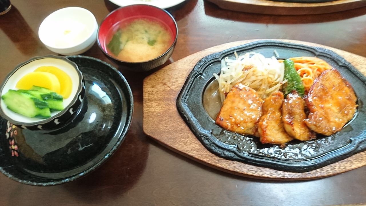 須賀川市の大衆食堂の名店 太陽食堂 爆ちゃんのふくしまグルメ探訪