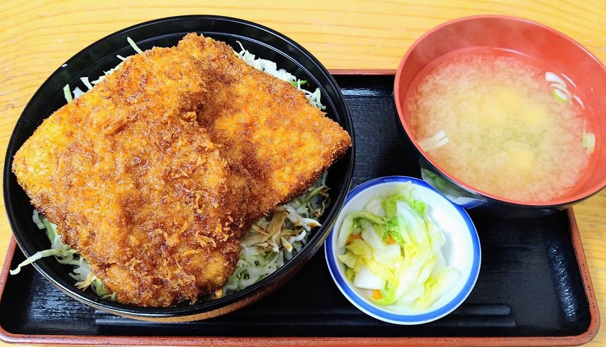 本宮市の超人気店 柏屋食堂 のソースかつ丼は福井がルーツ 爆ちゃんのふくしまグルメ探訪