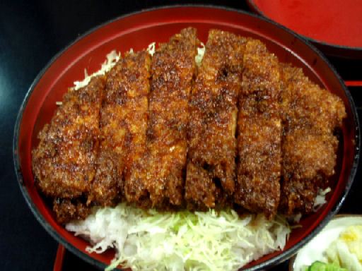 ソースカツ丼 というより タレカツ丼 が味わえる柏屋 爆ちゃんのふくしまグルメ探訪