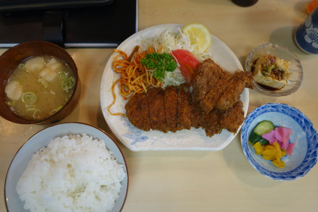 知る人ぞ知る郡山のとんかつの名店 世界 閉店 爆ちゃんのふくしまグルメ探訪 知る人ぞ知る郡山のとんかつの名店 世界 閉店 爆ちゃんのふくしまグルメ探訪