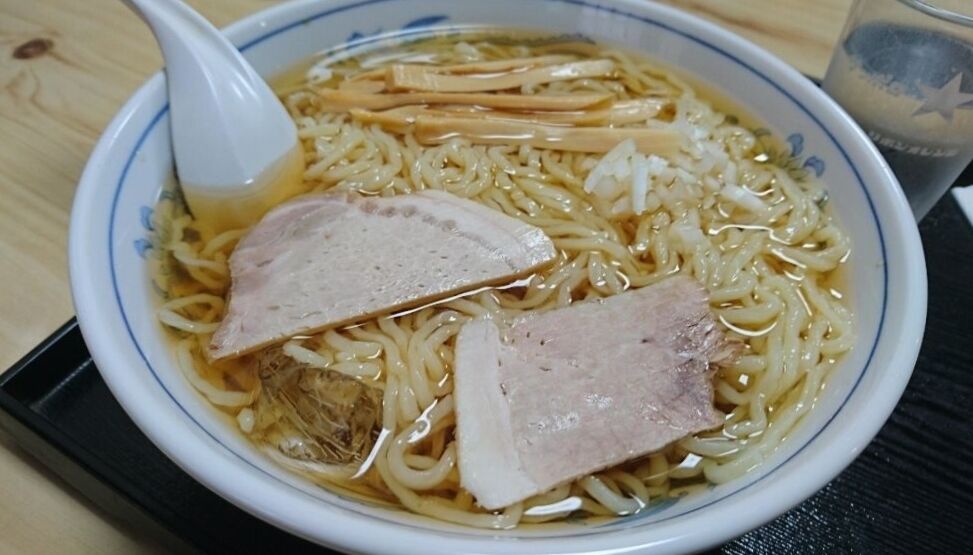 会津坂下町の老舗「食堂いしやま」では一年中「冷やしラーメン」が食べられます! : 爆ちゃんのふくしまグルメ探訪 会津坂下町の老舗「食堂いしやま」では一年中「冷やしラーメン」が食べられます! : 爆ちゃんのふくしまグルメ探訪