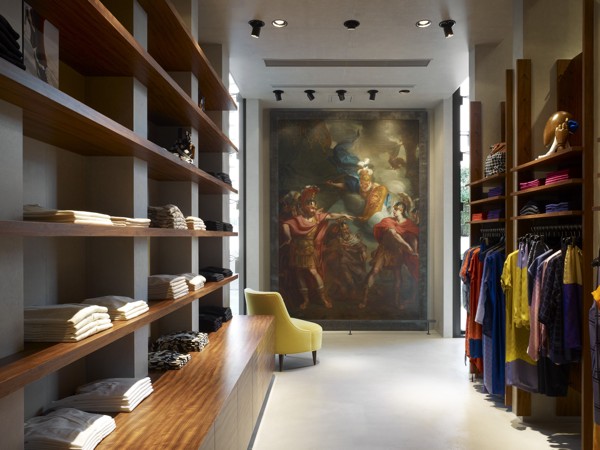 Dries Van Noten 青山店 Open By Alvaro ファッション日和 Dries Van Noten 青山店 Open By Alvaro ファッション日和