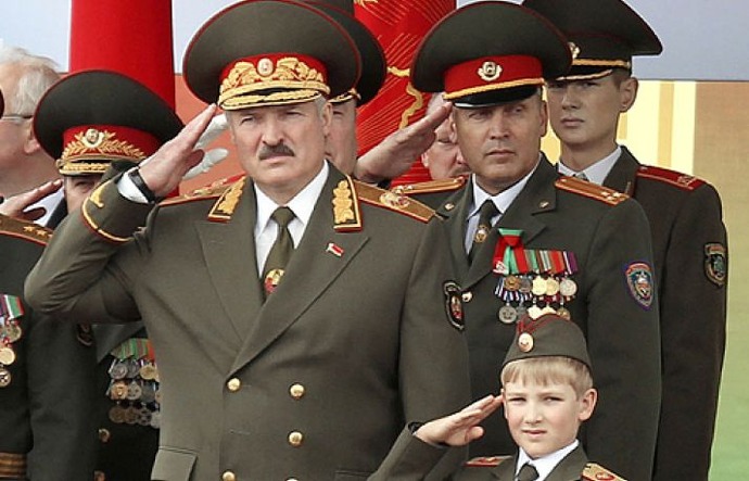 ベラルーシのルカシェンコ大統領、次回選挙には出馬しないと表明！