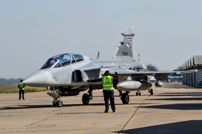 タイとカンボジアの軍事衝突さらに拡大、トランプ米大統領仲介の和平合意は事実上崩壊！