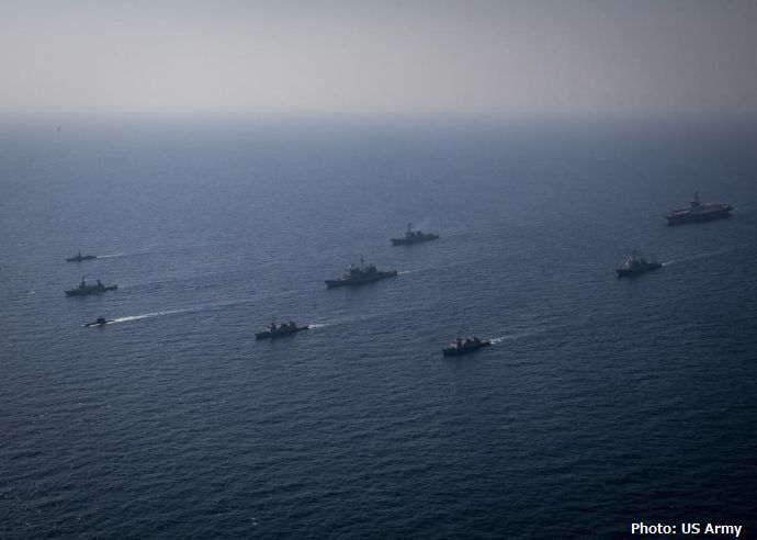 米海軍「ジョージ・H・W・ブッシュ 」空母打撃群がイスラエル海軍艦艇と編隊を組んで航行！