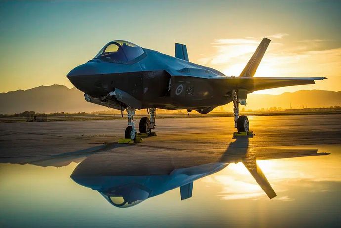 トルコ「ロシア製防空システム返却するからF-35戦闘機売って」！