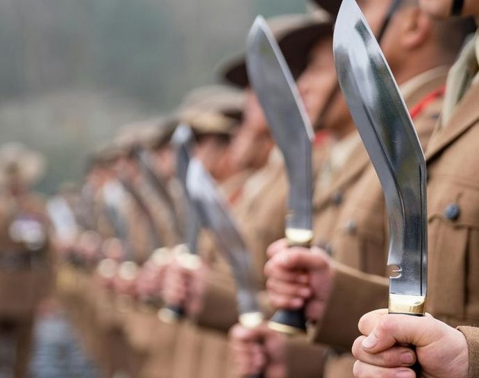 水戸切り付け事件、容疑者宅からクロスボーを押収…所持していた凶器は「マシェットナイフ」！