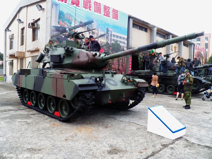 M41D_Display_at_Armor_School_20130302a