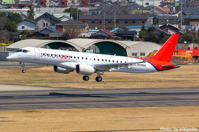 M90_JA26MJ_landing_at_NKM_RWY34