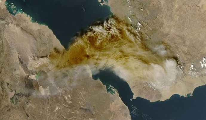 エチオピアの火山、約1万2000年ぶりに噴火…噴煙が大陸を越えて広がる！
