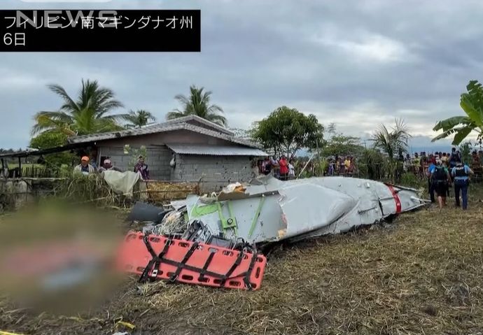 フィリピン南部で米偵察機が墜落、軍が契約したビーチクラフト機…米兵含む4人が死亡！