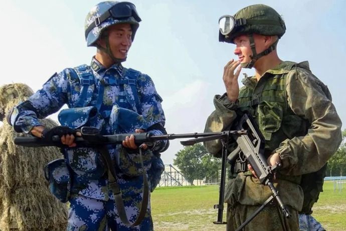 中国人のビザなし入国を容認したロシア…狙いは観光客が落とす人民元？！