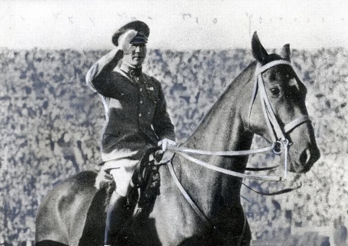 パリ五輪、総合馬術団体で銅メダルを獲得、「バロン西」以来92年ぶりの表彰台！