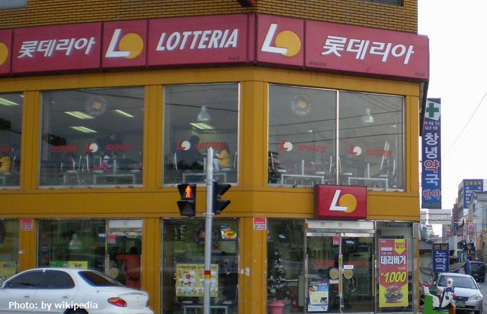 韓国捜査本部、ハンバーガー店で「戒厳謀議」の国軍情報司令官を逮捕…職権乱用などの容疑！