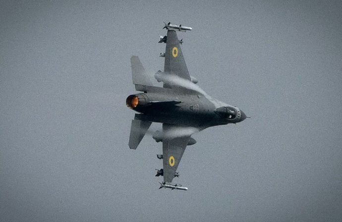 ウクライナが3機目のF-16戦闘機を喪失、ドローン迎撃任務中に…貴重な戦力に痛手！