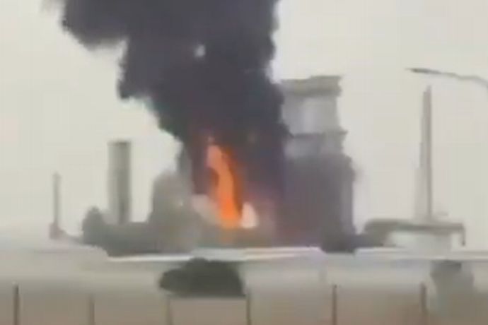 クウェート製油所に無人機攻撃、火災で稼働停止…イランの報復か！