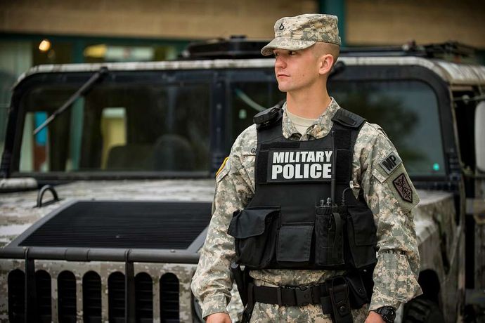 米空軍上等兵(21)がフィギュアを万引きした疑いで逮捕…嘉手納基地所属！