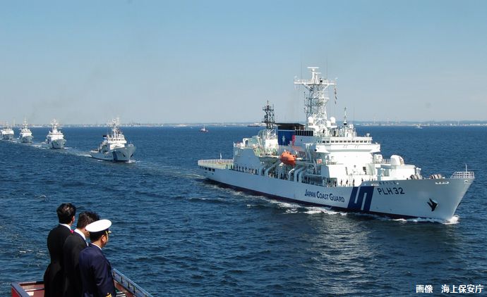 海保予算も27年度に1.4倍の3200億円程度に…中国海警船の武装化で尖閣情勢が一層緊迫化！