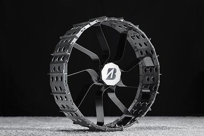 ブリジストンの「月面探査車用タイヤ」…新型2モデルが登場！